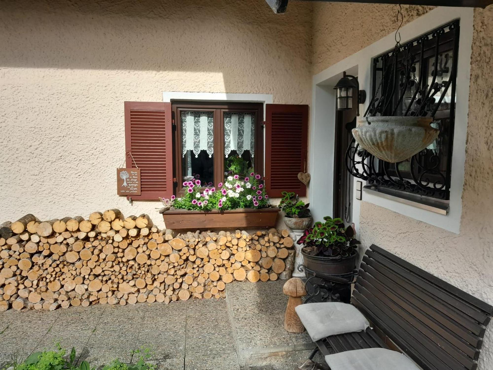 Ferienhaus Resch Лауфен Экстерьер фото